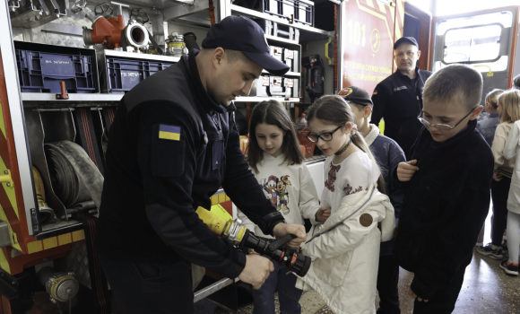 До вінницьких рятувальників на екскурсію завітали діти