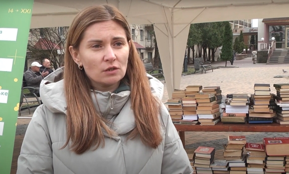 "Постав російську книгу у куток" - у місті провели акцію зі знищення рослітератури