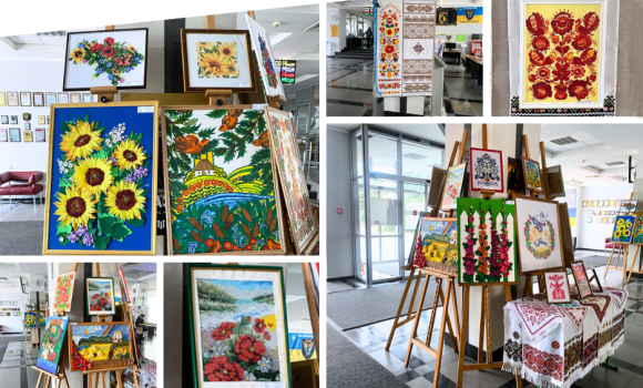 Яскраві кольори, національні обереги: у Вінниці відкрили виставку творчих робіт "Барвінку"