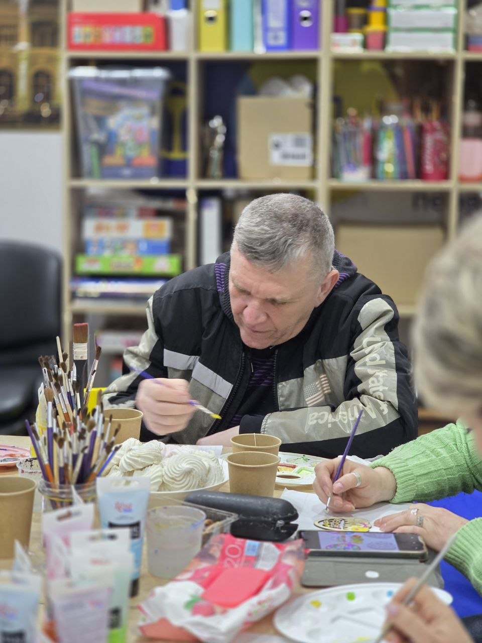 Як Великодні традиції допомагають маріупольцям триматися разом у Вінниці