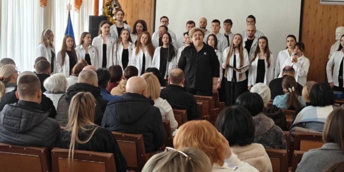 «Леонтович-капела» презентувала першу благодійну концертну програму для військових