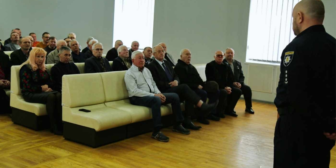 «Ви врятували світ від катастрофи» вінницька поліція відзначила героїв-чорнобильців