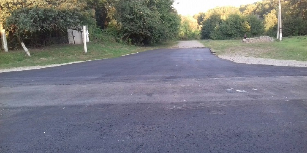 У Калинівській громаді заасфальтували ще 1,5 км нової дороги