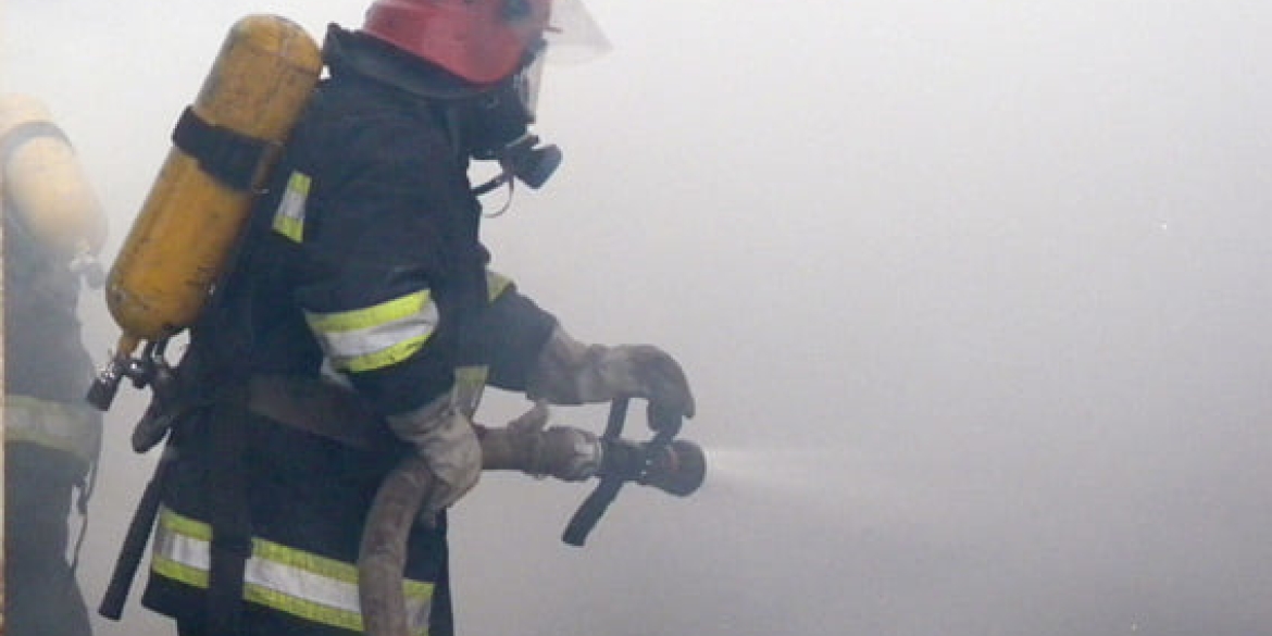 Пожежа на підприємстві: на Немирівському шосе горіли склади
