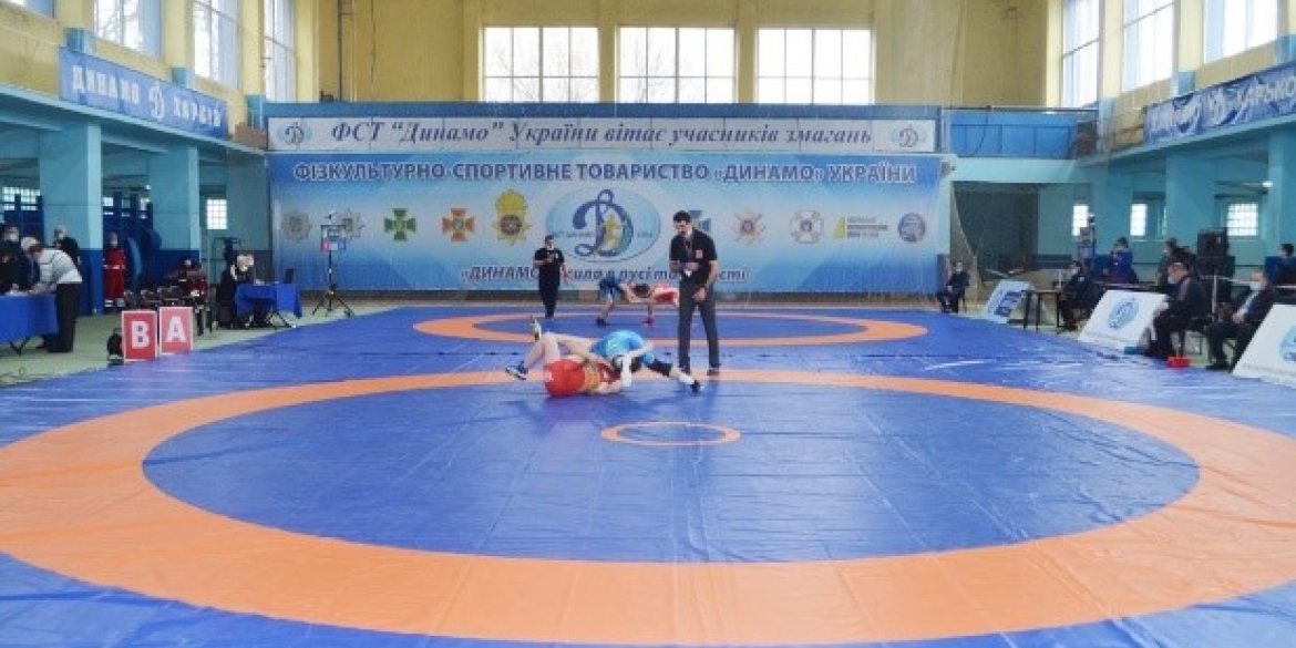 Вінничани привезли "золото" з чемпіонату України з вільної боротьби