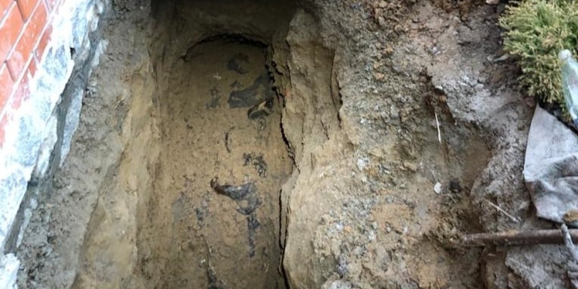 Моторошний "фундамент": на Вінниччині під час будівництва гаражу чоловік закопав тіло своєї жертви