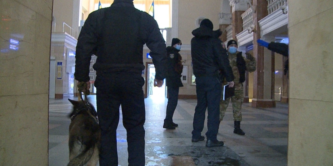 Нетверезого "аноніма", через якого евакуювали людей, затримали в Оратівському районі
