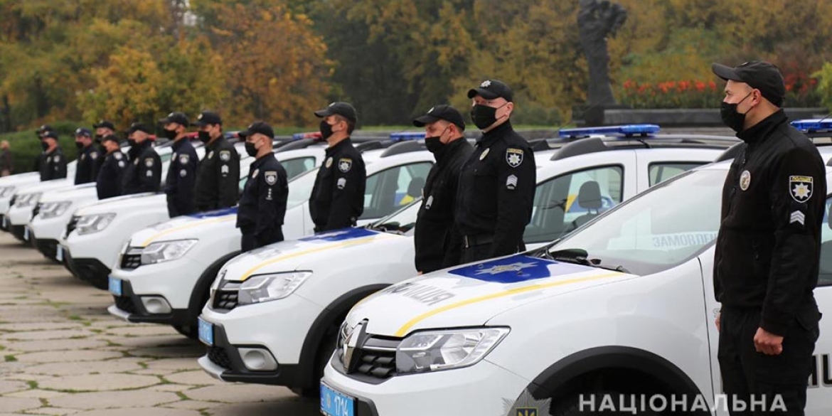 У Вінниці підрозділи поліції охорони отримали сім новеньких автівок