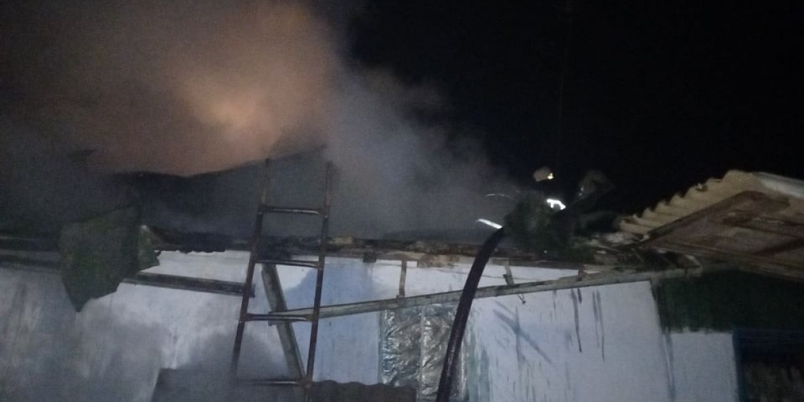 В Тиврівському та Тульчинському районах вогнеборці гасили пожежі в будинках