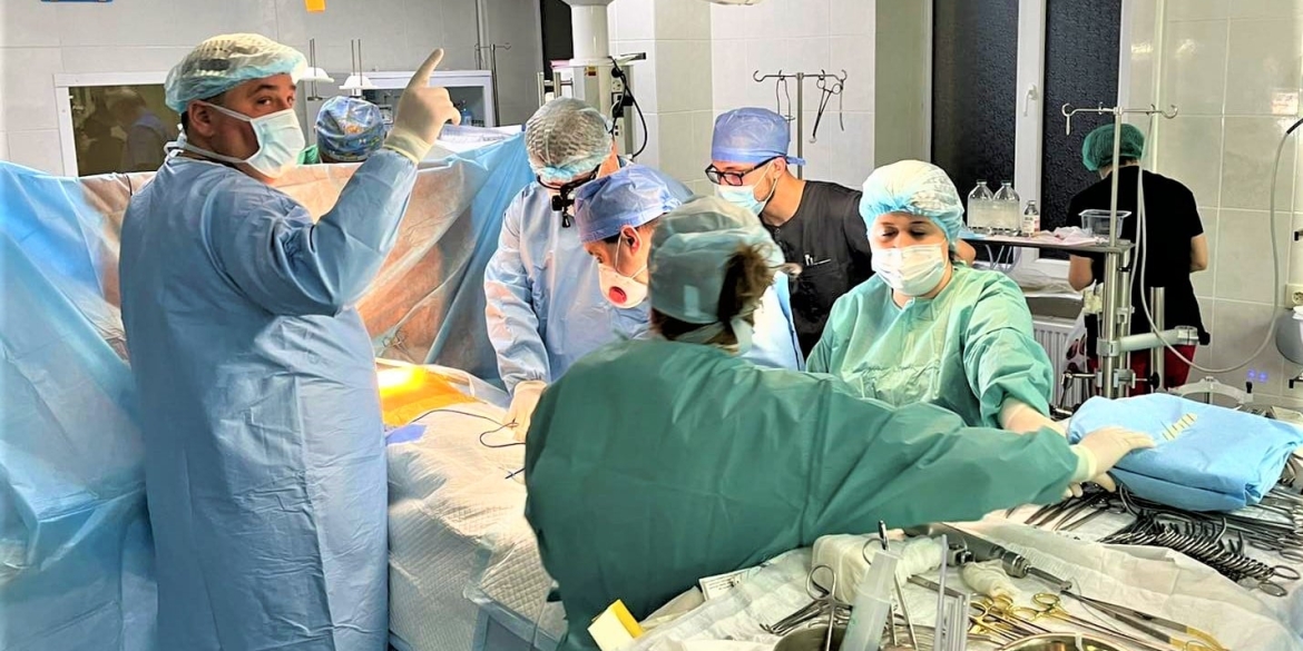 У Вінницькій лікарні ім.Пирогова зробили унікальну операцію на аорті серця