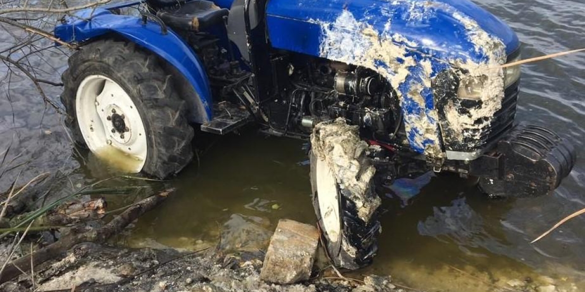 На Вінниччині перекинувся трактор: водій загинув