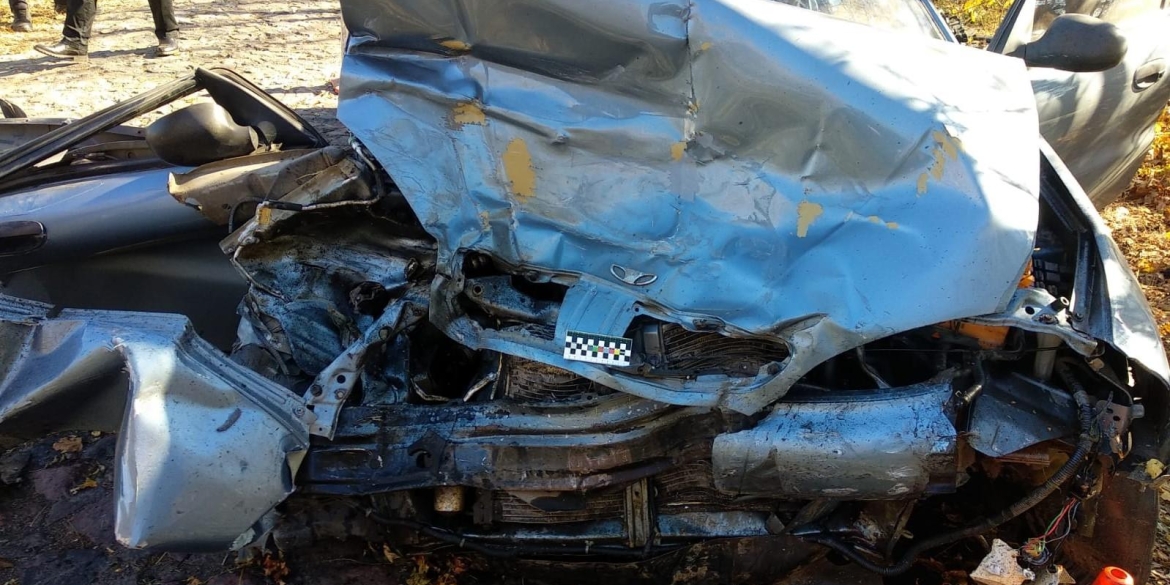 У Гайсинському районі Audi протаранив Daewoo - водій загинув