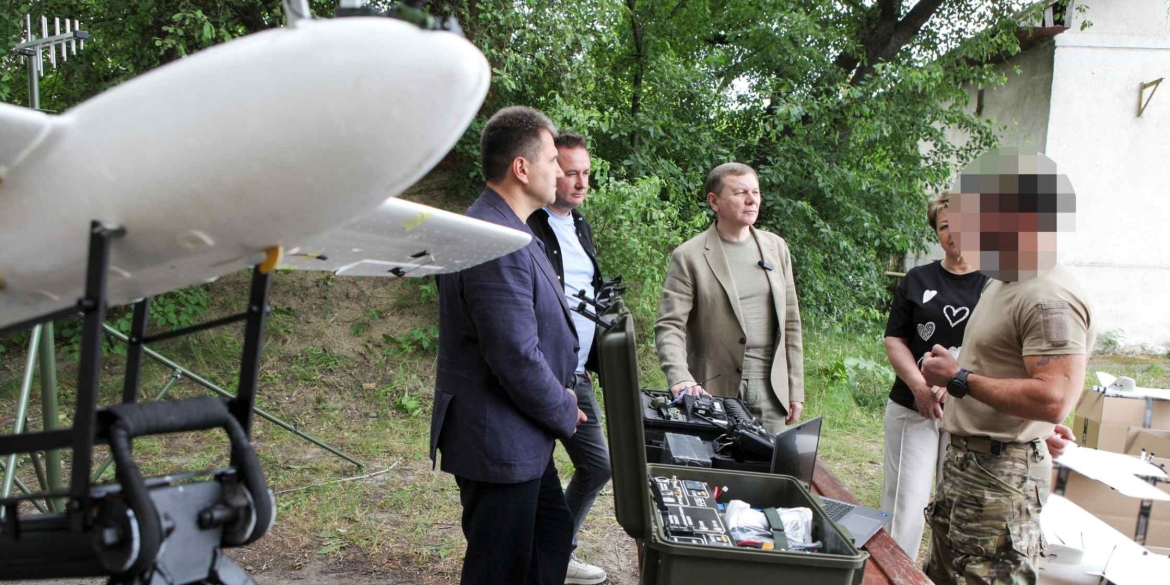 20 новітніх FPV-дронів передали з Вінниці для 71 єгерської бригади