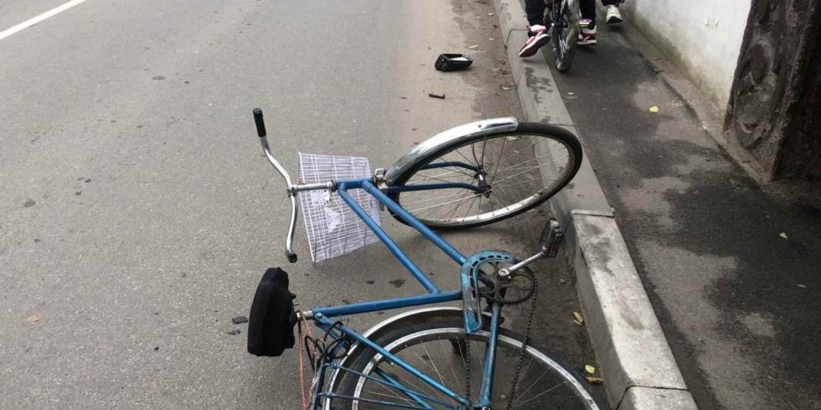 20-річна водійка збила на Вінниччині 78-річного велосипедиста