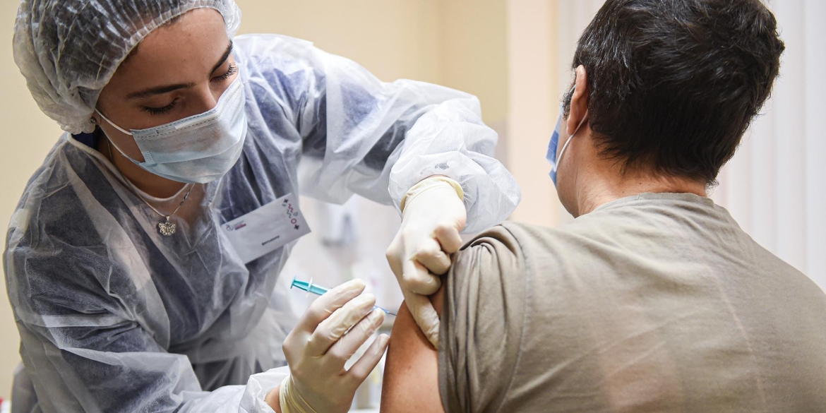 COVID-19: на вихідних вакцинація у Вінницькій області загальмувала