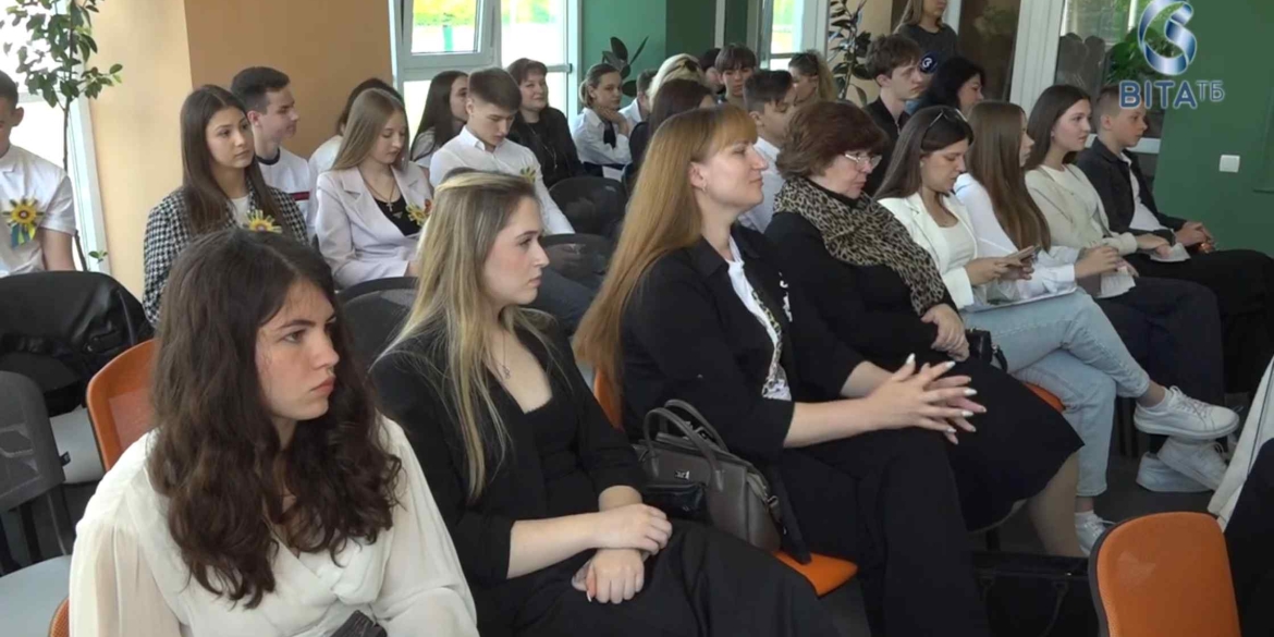 24 екологічних проєкти представили вінницькі ліцеїсти на конкурсі учнівських ініціатив Ековектор