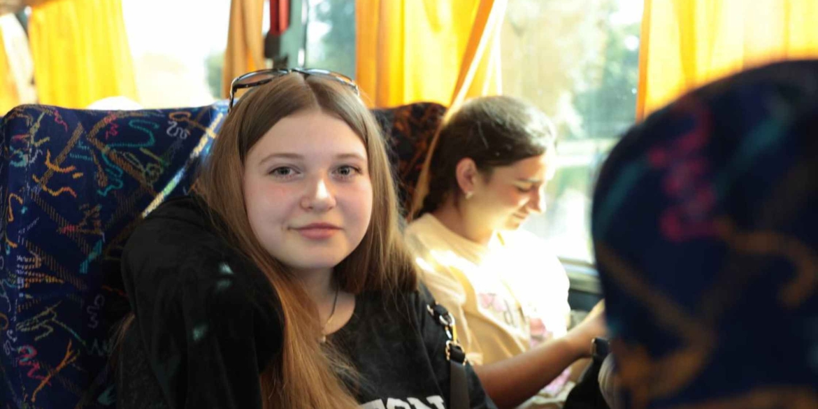 30 дітей захисників з Вінниччини вирушили на відпочинок до Чеської Республіки