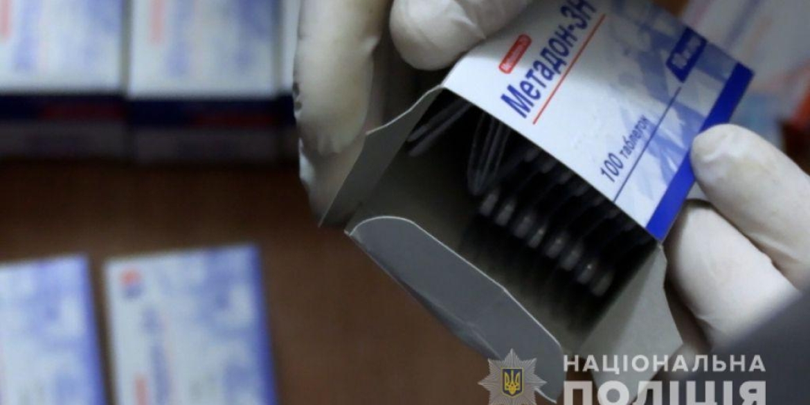 Медпрацівниця одного з відділень райлікарні на Вінниччині торгувала метадоном
