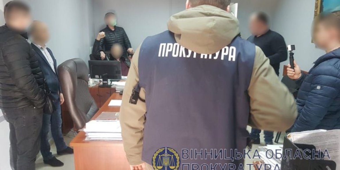 У Вінниці затримали адвоката - підозрюють у схилянні обвинуваченого до хабарництва