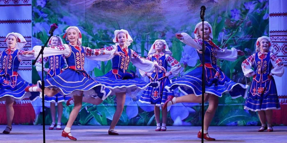 400 юних талантів та вибух емоцій у Вінниці відбулось масштабне «Барвінкове кружало»