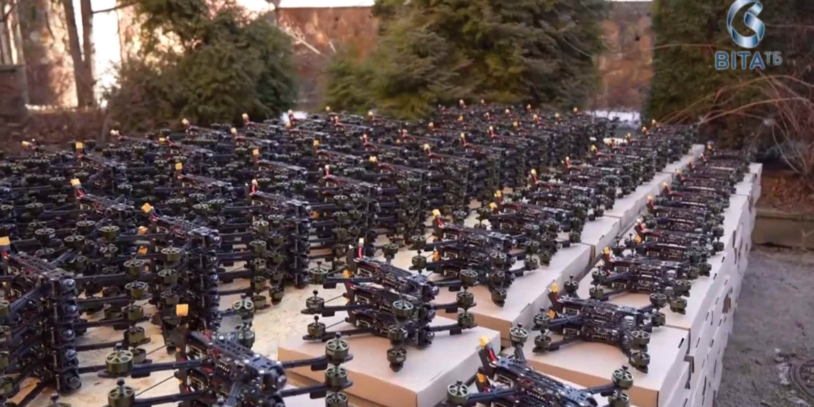 4000 FPV-дронів та 50 автівок як Гуманітарний штаб підтримує захисників на передовій