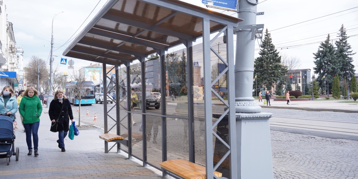 45 зупинок громадського транспорту перейменували у Вінниці