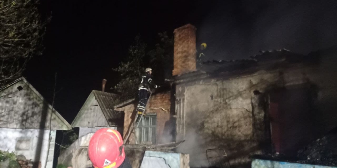 У Вінницькому районі через недопалок загорівся будинок: власник загинув