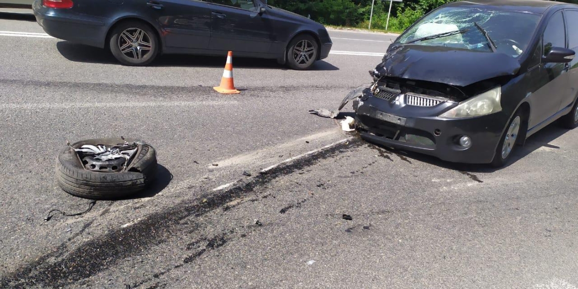 В автопригодах на Вінниччині травмвалися двоє дорослих та 6-річна дівчинка