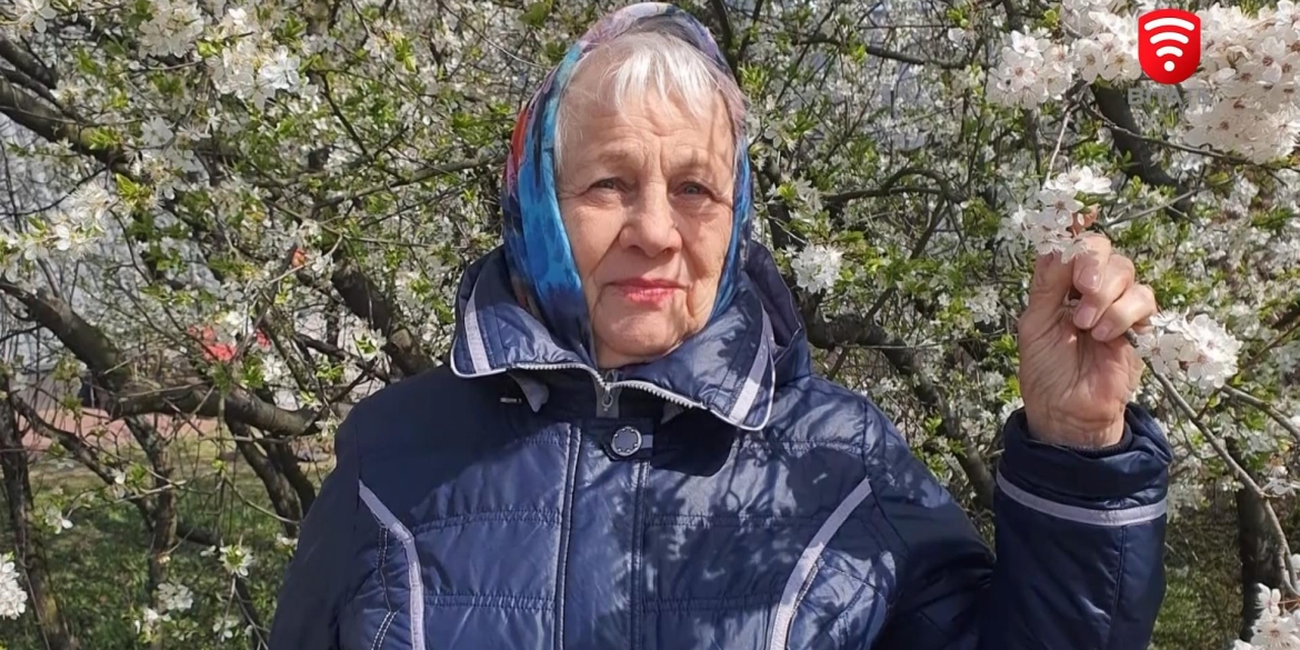 80-річна вінничанка зробила патріотичне тату - герб України та колосся