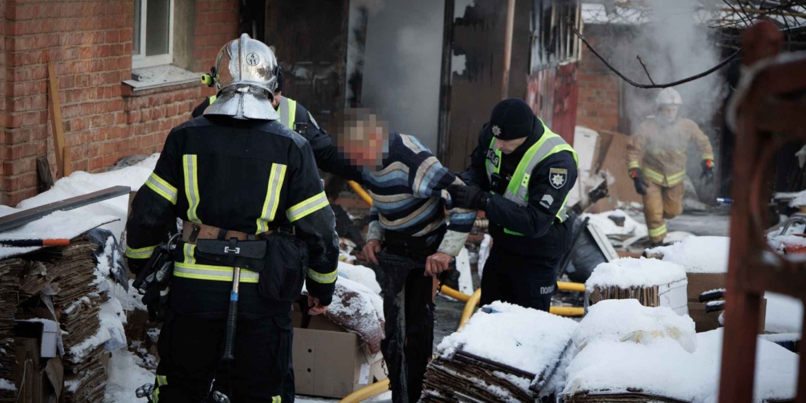 86-річний вінничанин отримав опіки, коли спалахнула його веранда