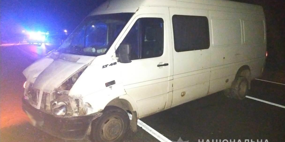 В Тульчинському районі водій мікроавтобуса на смерть збив 20-річну дівчину
