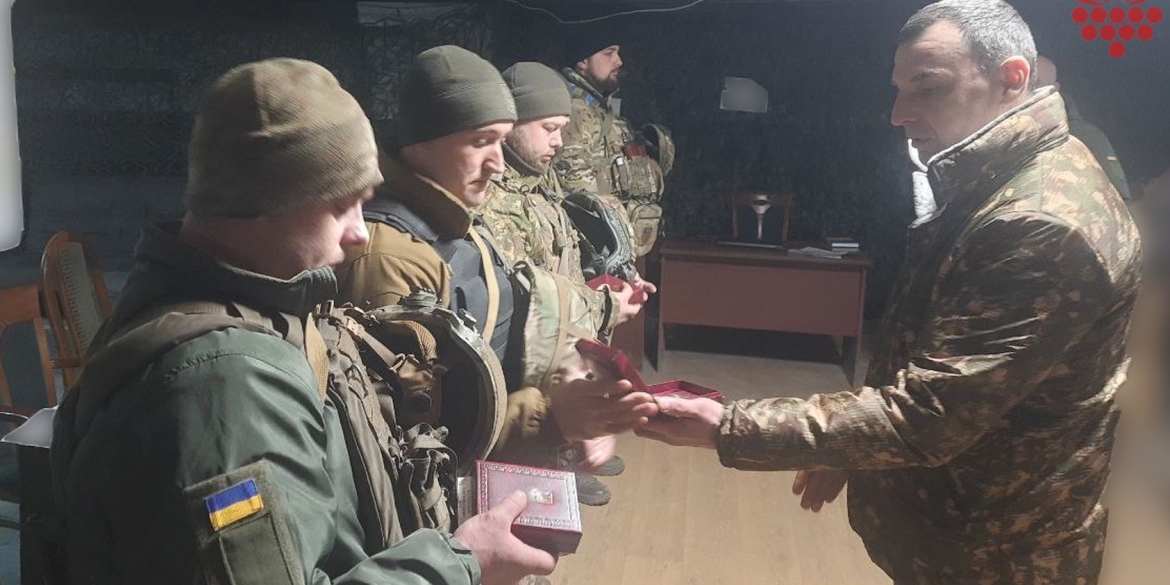 Бійцям "Червоної Калини", які боронять південь України, вручили державні нагороди
