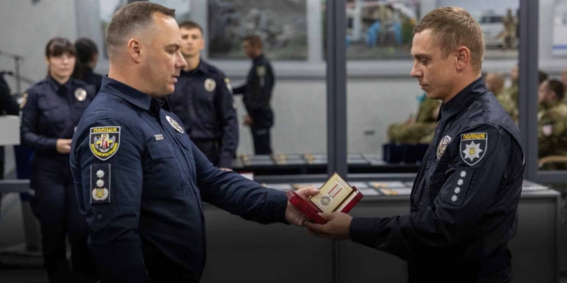 Бійці Стрілецького батальйону поліції Вінниччини рятували побратима під шквальним вогнем