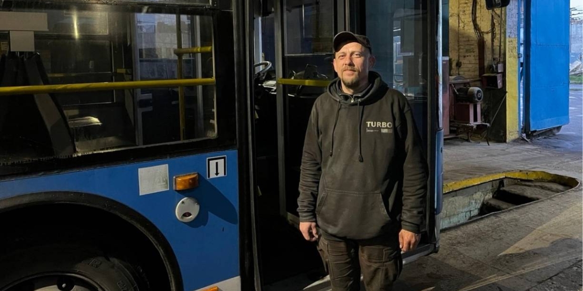 Битва за маршрути як у Вінниці ветерани стають до керма та технічного обслуговування транспорту