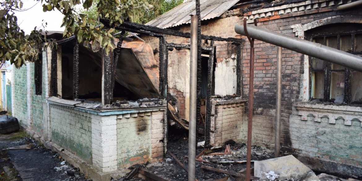 В Немирівському районі після конфлікту чоловік живцем спалив свого родича