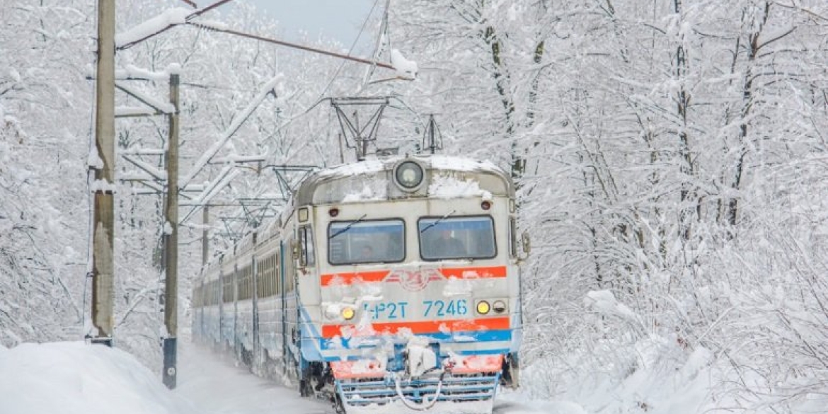 Негода вплинула на рух поїздів, що рухаються через Вінницю