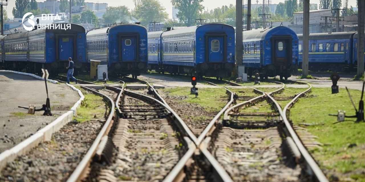 Через запізнення поїзда з Шепетівки притримають рейс до Жмеринки