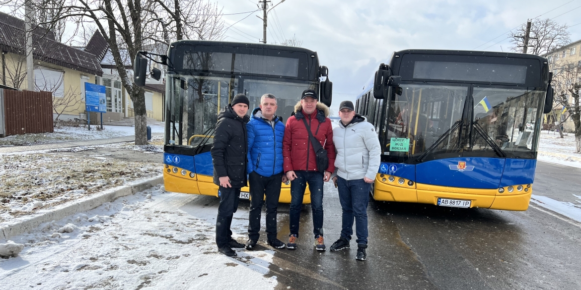 Деокупована Балаклія отримала другий автобус від Вінниці