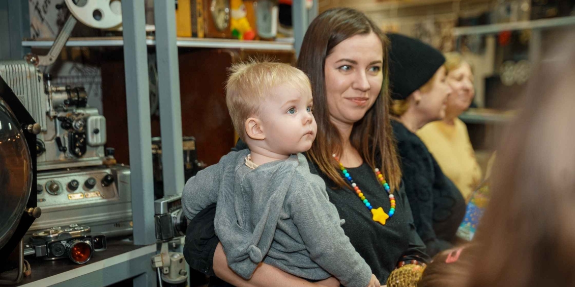 Дітей-сиріт і позбавлених батьківського піклування у Вінниці вітали з Днем Святого Миколая