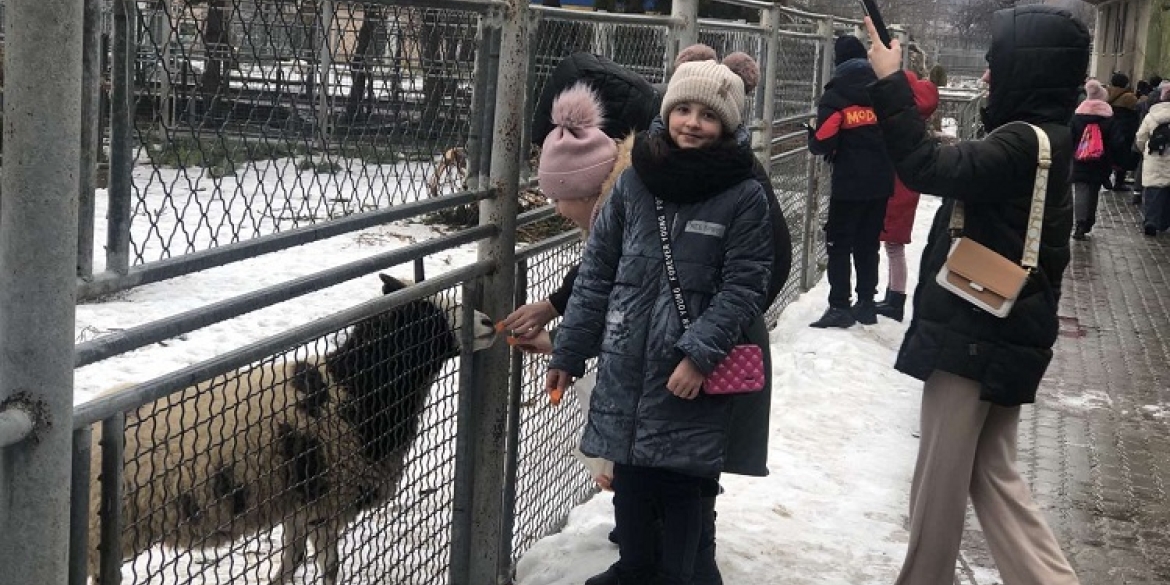 Дітки захисників з Калинівщини відвідали зоопарк у Вінниці