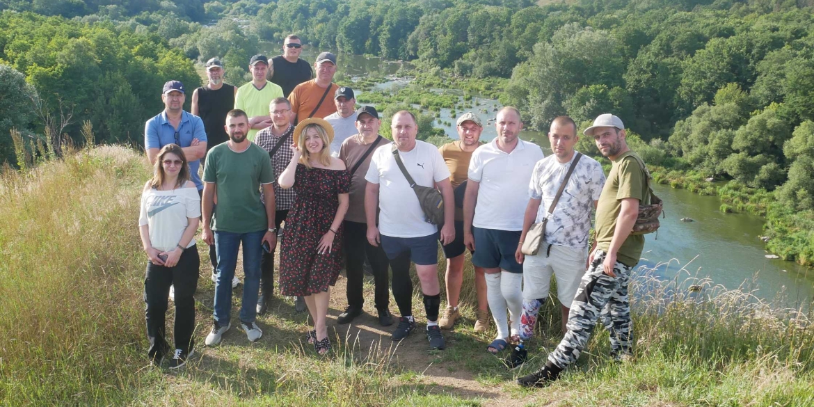 Для ветеранів з Вінниччини організували поїздку історичними та культурними місцями області