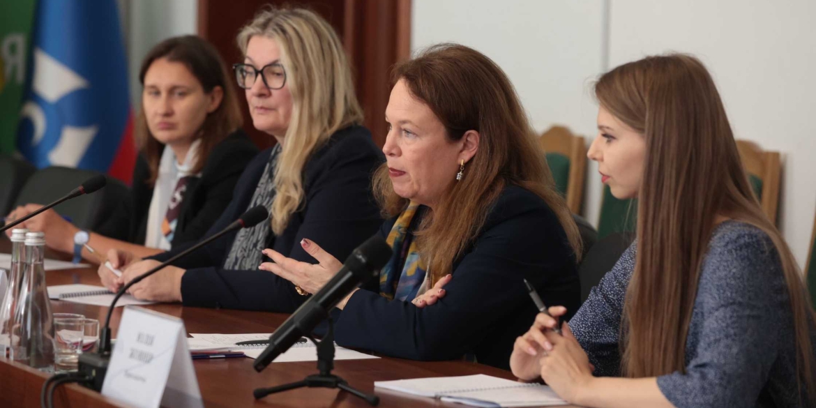 До Вінниці з робочим візитом завітала голова Представництва ООН Жінки в Україні 