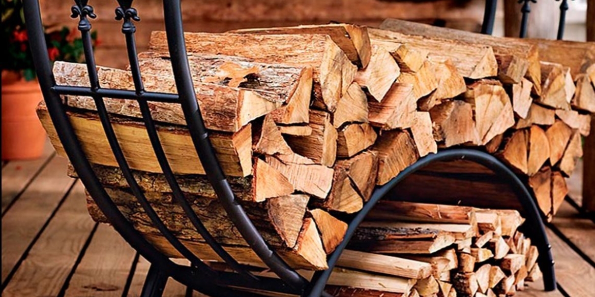 На Вінниччині ростуть ціни на дрова й все одно за ними черга