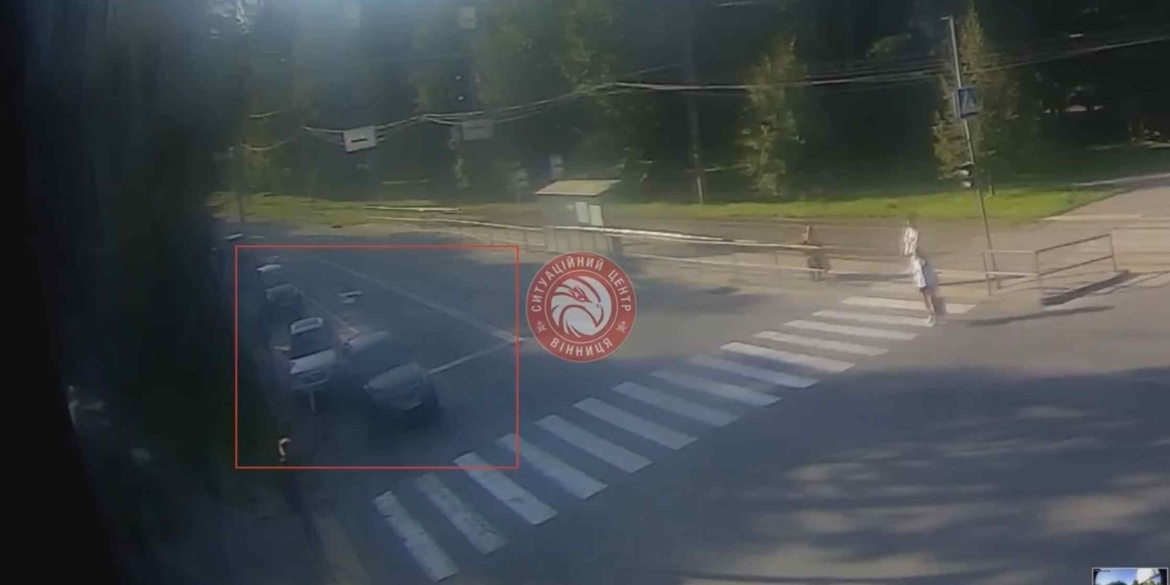 ДТП на перехресті у Вінниці зіткнулись два автомобілі