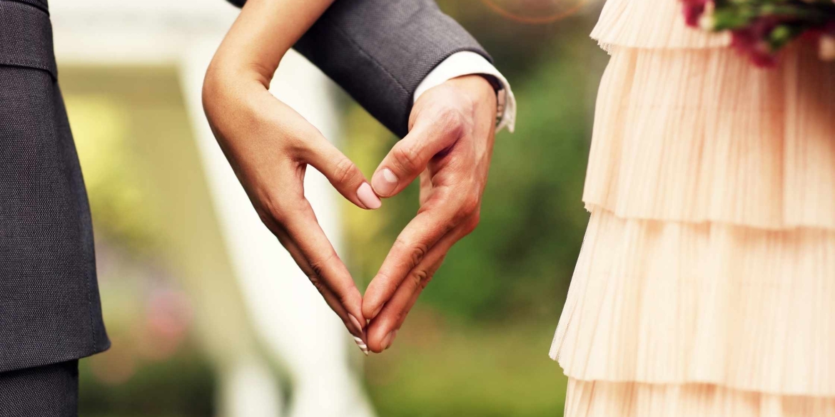 Двадцять закоханих вінницьких пар поєднали серця на День святого Валентина