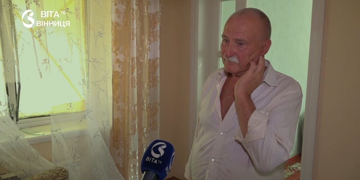 Двері вибило вибуховою хвилею вінницька родина розповіла, як пережила падіння уламків дрона