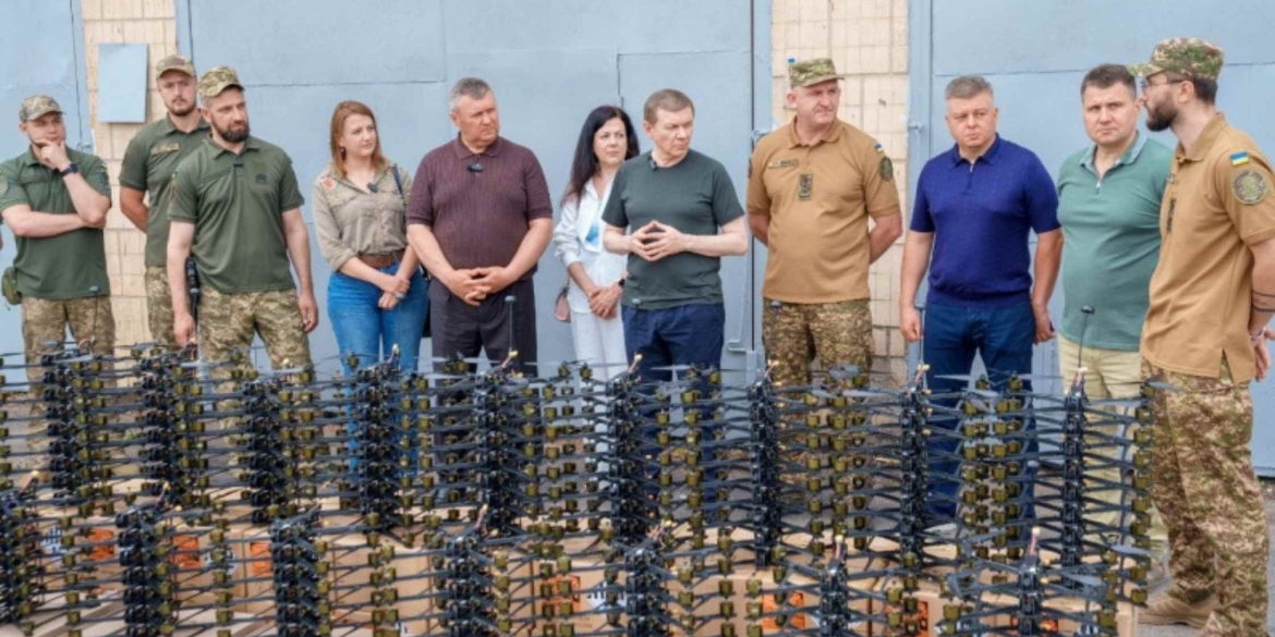 FPV-дрони передали вінничани «Червоній Калині» та 120 бригаді тероборони