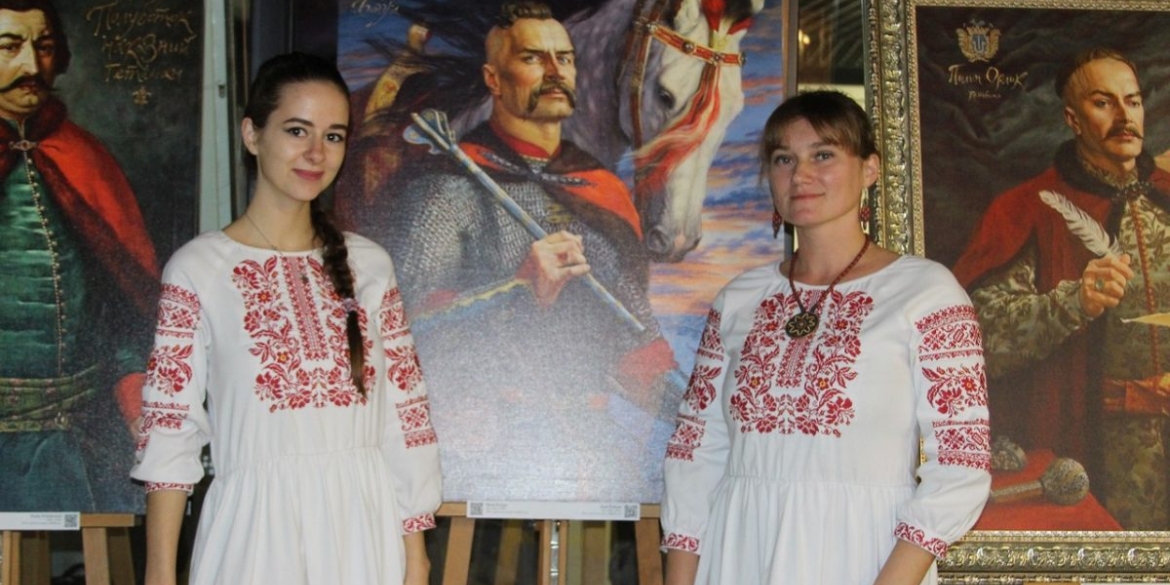 У Вінниці презентували художню галерею "Герої козацької України"
