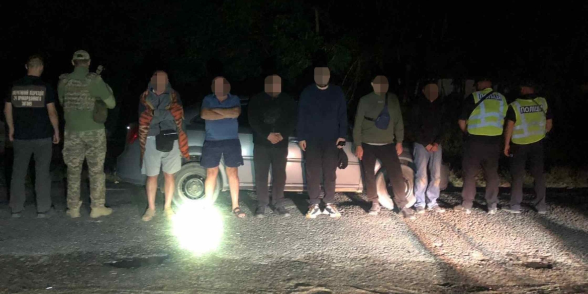 Гайсинчанин спробував переправити через кордон чотирьох чоловіків мобілізаційного віку