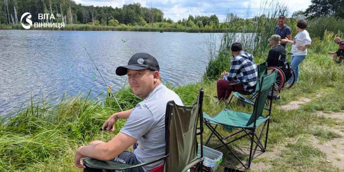 Гітара, риболовля та підтримка як у Калинівці відпочивали захисники